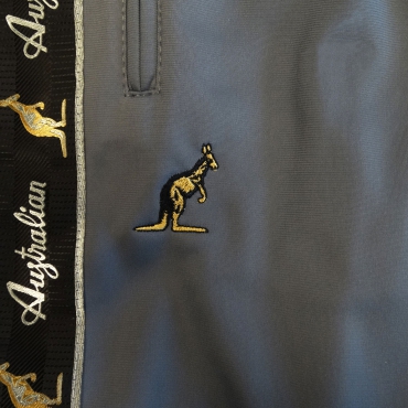 Australian bermuda grey bies