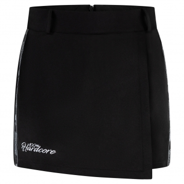100% HC WMN Skirt taping